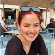 Profesora titulada en Bioquímica, con un máster en Biotecnología por la UPV