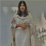 I’m a dentist passionate about teaching Science( physics, chemistry and biology) to school students