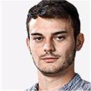 Digital Marketing Manager con esperienza internazionale. Offro lezioni e consulenza in ambito Digital e Media