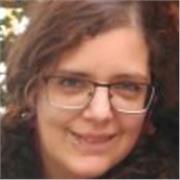 Profesora titulada de inglés por Cambridge con experiencia en grupos y tutorías privadas.