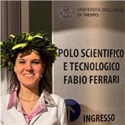 Neolaureata in matematica offre lezioni private/aiuto compiti online a studenti di scuola secondaria di primo e di secondo grado