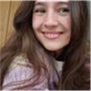 Estudiante universitaria responsable y trabajadora con experiencia en la enseñanza