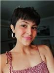 Soy profesora de ciencias (biología, química, física) e idiomas (inglés, italiano). tengo una larga experiencia en educación como estudiante y he tenido contacto con la enseñanza. también he podido completar mi formación lingüística residiendo en el extra