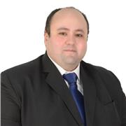 Computer science tutor with experience over 15 years in software engineering and information systems