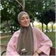 Me defino como una persona joven, entusiasta y con muchísima ilusión por empezar a dar clases. 