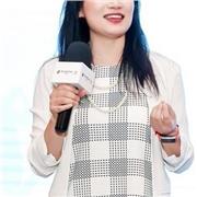 Soy coach profesional de equipos de ventas en mentalidad, habilidades de venta e inteligencia emocional.