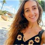 Profesora de refuerzo escolar de Educación Primaria