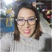Profesora de Quimica. 
Exoeriencia en areas afines como la Biología