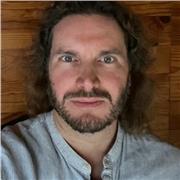Prof d’informatique passionné par cet outil, je veux que tout le monde puisse être autonome, peu importe son parcours de vie