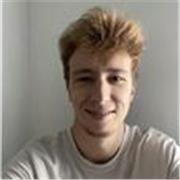 Enseignement des bases de l’anglais pour débutant et cours avancé pour personne avec un niveau intermédiaire