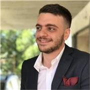 Italian-speaking business graduate, adept in accounting, analysis.