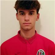 Laurendo in scienze delle attività motorie e sportive offre lezioni private o in piccoli gruppi di ginnastica posturale e pilates