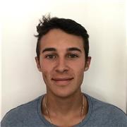 Alumno de Ingeniería Civil en la Pontificia Universidad Católica. Profesor hace 3 años de clases de matematicas y fisica para enseñanza media y básica