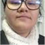 Profesora con formación en ingeniería química imparte clases de física, matemáticas y química para todas las edades