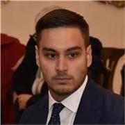 Offro lezioni a studenti delle superiori in materie umanistiche e, nello specifico, in diritto ed educazione civica