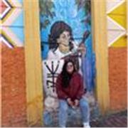 Docente de literatura y lengua castellana. Inspira la lectura y la escritura como caminos de reflexión