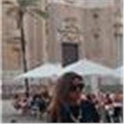 Ayudo con deberes de todas las materias. Tengo muchas experiencia dando clases durante años a niños, de cuidadora y monitora