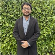 Passionate GCSE tutor with expertise in science. Personalize lessons for student success. Ready to boost learning @Bath. Let's connect!