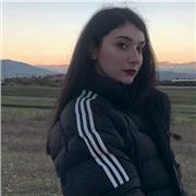 neo-diplomata offre lezioni private di storia ai ragazzi dalla prima elementare fino al secondo superiore