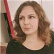 Cantante lirica laureata 2°livello , abilitata,con l'esperienza didattica ventennale- lezioni di canto a Brescia e Cremona.