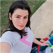 Profesora en matemáticas comprometida para que el estudiante entienda y aprenda