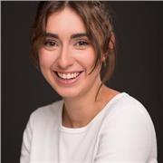 Imparto clases dentro del ámbito del cine y el audiovisual. Desde la interpretación hasta las diferentes teorías que engloban esta profesión.