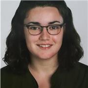 Soy una persona atenta, comprometida, paciente y de trato fácil. Me gustaría dar clases a alumnos de primaria y la ESO