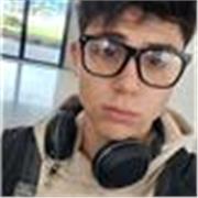 Studente di quarta liceo scientifico tradizionale. Livello di matematica alto e adatto per studenti di medie e superiori