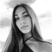 studentessa di quinto anno, madrelingua per stranieri