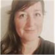 Profesora de inglés y español para adultos y profesionales, de nivel inicial a avanzado. Experiencia en inglés para empresas