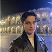 Studente di Lettere con certificazione di livello B2 in Inglese. Ripetizioni di Inglese e Storia per scuole Elementari, Medie e Superiori.