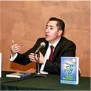 Maestro de contabilidad con experiencia en finanzas