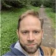 Soy profesor de inglés, certificado CELTA, magíster en la enseñanza del inglés y con más de 10 años de experiencia. 