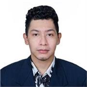 tutor de español que brinda lecciones a niños de todas las edades