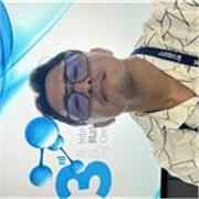 Maestro en Ciencias con sólidos conocimientos en ciencias exactas y pasión por enseñar