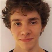 Etudiant en première année de maths et futur étudiant en cinéma, je cherche a partager et enseigner ma bonne maitrise de la langue Anglaise