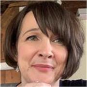 A leadership and life coach who can providing coaching to students to help them make decisions about their next steps after leaving university and develop and action plan providing them with an accountable structure to move forward.  