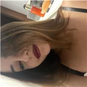 Laureanda in psicologia di 19 anni che ha avuto esperienza in aiuto compiti e baby sitting, con precedente esperienza erasmus