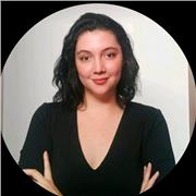 Diseñadora industrial con experiencia en diseño gráfico y  de producto así como de branding