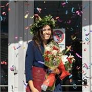 Laureata in lingue straniere offre lezioni di inglese, spaziando dalla grammatica alla conversazione, dopo anni di esperienza
