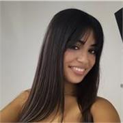 Sei alla ricerca di un’insegnante che renda l’inglese divertente e coinvolgente per i bambini?