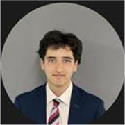 I give customised and straightforward lessons, that students can easily connect with. 