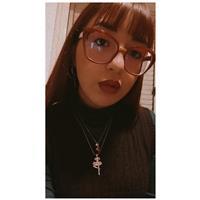 Studentessa di giurisprudenza, diplomata in meccanica impartisce lezioni private online a studenti delle scuole elementari, medie e superiori, delle seguenti materie: italiano, parte letteraria e grammaticale, storia, algebra di base