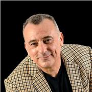 Professor particular de inglês formação no exterior e em letras. Todos os públicos