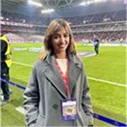 Profesora de inglés y español para extranjeros con más de 6 años de experiencia, especializada en certificaciones y lengua oral. 