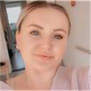 English tutor, offering online tuition and lessons. Have a passion for poetry and literature
