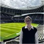 Prof d'anglais - Étudiante en marketing sportif international revenant d'un semestre à Londres 