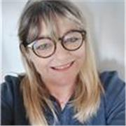 Sono madrelingue Inglese con piu di 15 anni di esperienza. Tutti livelli, preperazione per esame, Cambridge, Trinity, IELTS, Toefl.
Ho molto pazienza e insegnare e la mia passioni.