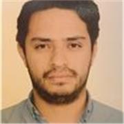 Profesor de filosofía política para alumnos de preparatoria