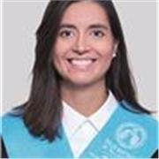 Me defino como una persona responsable, cercana y con gran vocación por la enseñanza.